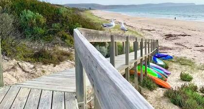 Sleeps 10, walk to beach, three living areas. Perfect for extended families.