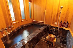 Suối nước nóng