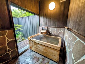 Comfort Quadruple Room, Non Smoking, Annex Building | Down comforters, in-room safe, iron/ironing board, free WiFi - Yuyado Choseian (Shirahama)