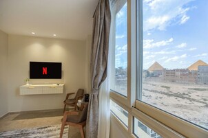 Minibar, iron/ironing board, free WiFi