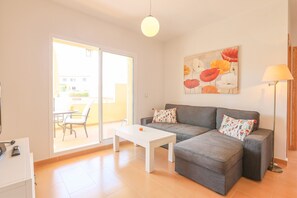 Living area - Las Cumbres - Apartment In Islantilla (Lepe)