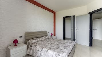 3 Schlafzimmer, Reisekinderbett, WLAN, Bettwäsche