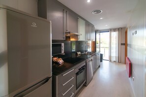 Fridge, microwave, oven, dishwasher - WELCS APARTAMENTO 189 PDA con piscina comunitaria (S´agaro)