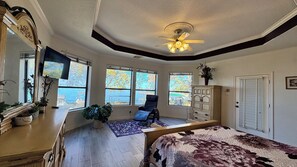 4 chambres, bureau, fer et planche à repasser, Wi-Fi gratuit