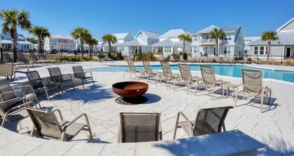 Pet Friendly.Turtle's Nest at Summer Salt Sleeps 9