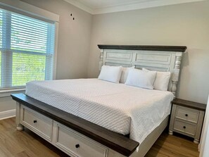 3 quartos, Wi-Fi de cortesia, roupa de cama