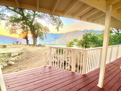 Spacious Sequoia Park 5 bed 3 bath house w/ AC & WIFI in charming Three Rivers