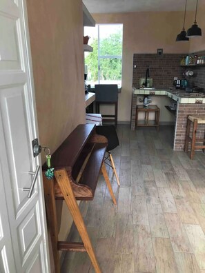 Fridge, coffee/tea maker, electric kettle, toaster - Villasunset convenient to the beach  (Ixtapa Zihuatanejo)