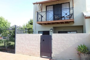 Exterior - Seabreezes South Fremantle (South Fremantle)