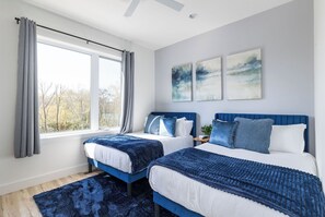 4 chambres, fer et planche à repasser, Wi-Fi, literie fournie