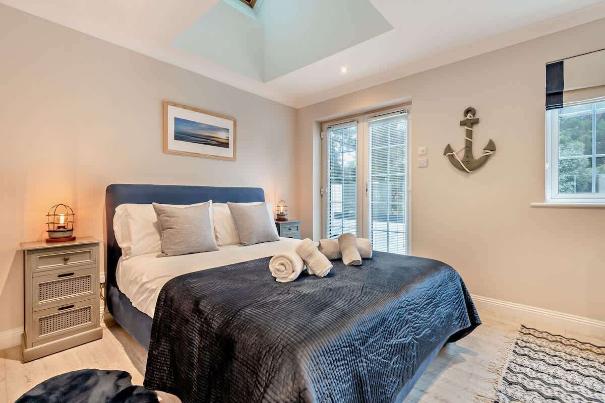 4 bedrooms, iron/ironing board, travel crib, WiFi