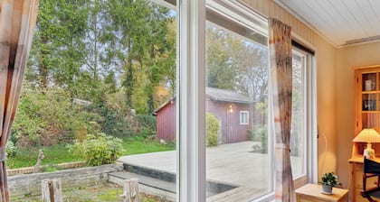 Cozy summer house by Stevns Klint and Rødvig