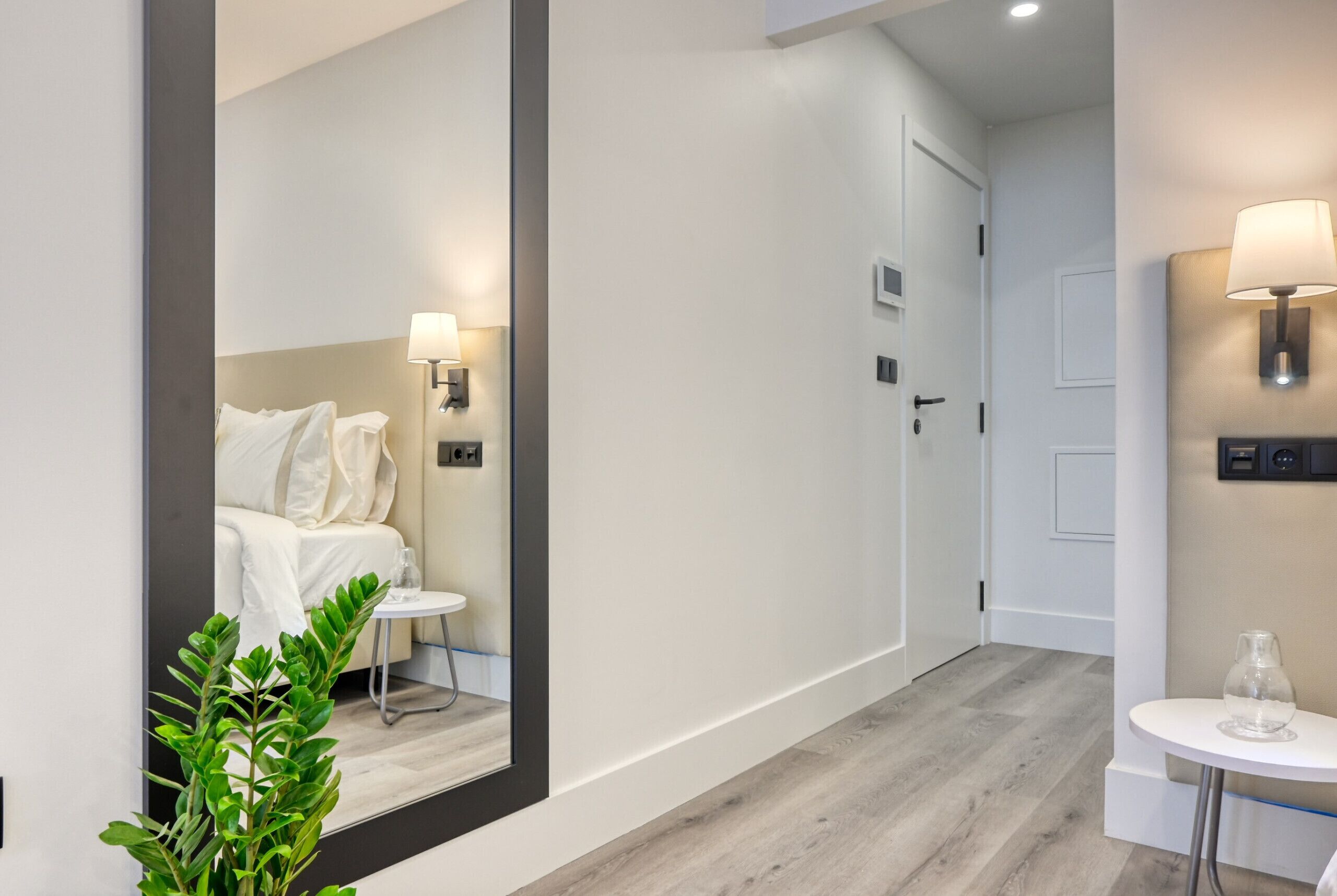 熨斗/熨衫板、免費 Wi-Fi、床單