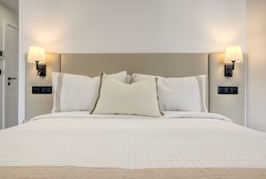 Ferros/tábuas de passar roupa, Wi-Fi de cortesia, roupa de cama
