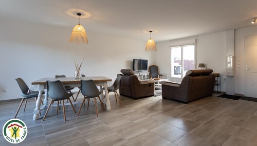 Chez Aurel et Max - LIVRY LOUVERCY