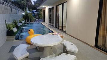 Family Villa, 4 Bedrooms, Pool View | Living area | 32-inch flat-screen TV with cable channels