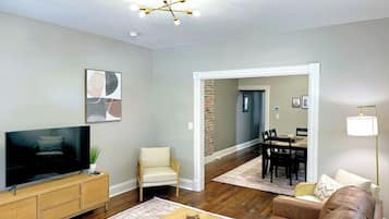 Smart TV, video games