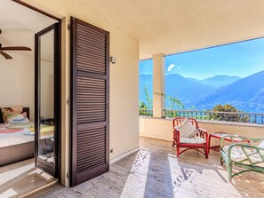 8 chambres, accès Internet