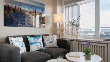 Fernseher, Stereoanlage