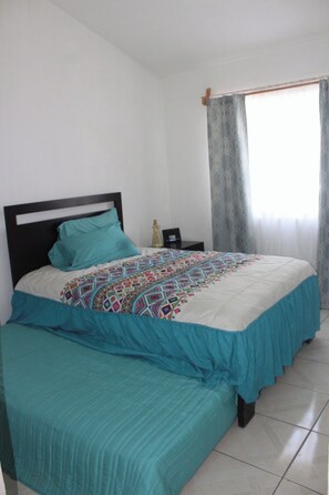 2 bedrooms, iron/ironing board, free WiFi, bed sheets