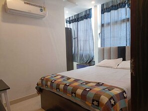 Luxury-Doppelzimmer, Stadtblick | Hochwertige Bettwaren, Select-Comfort-Betten