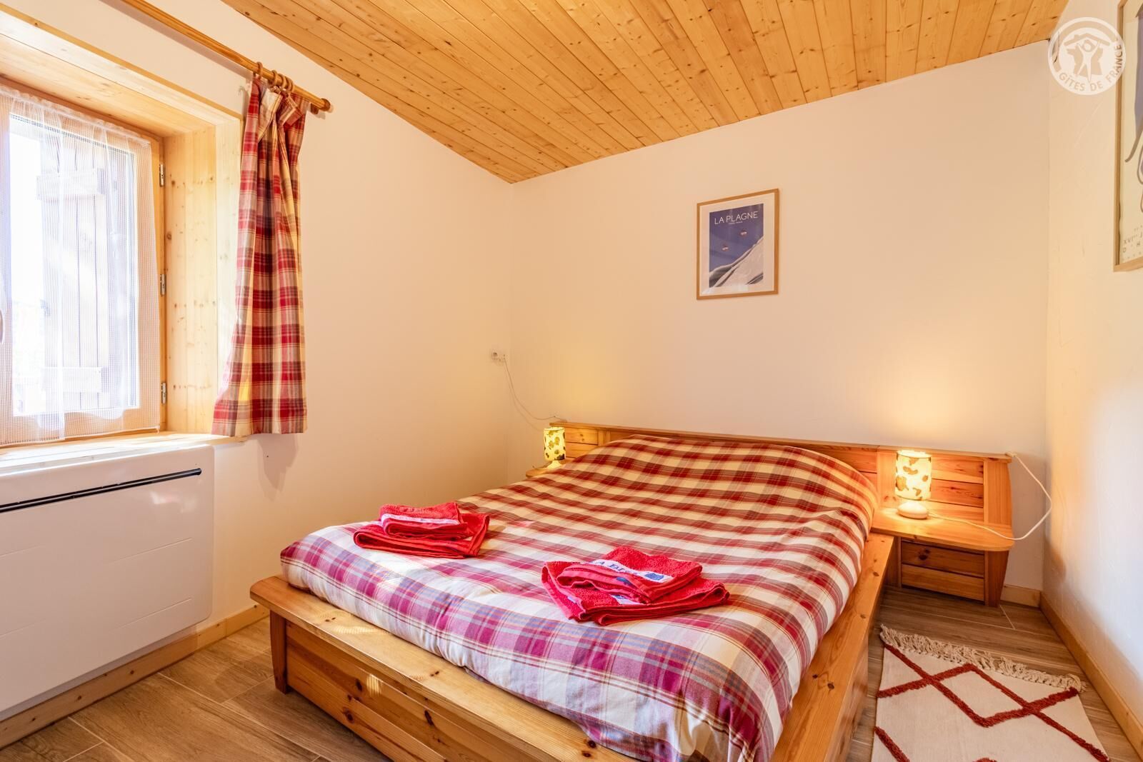 2 chambres, fer et planche à repasser, lit parapluie, Wi-Fi gratuit