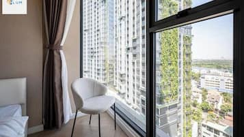 Panoramic Apartment, 2 Bedrooms, Balcony, City View | Terrace/patio