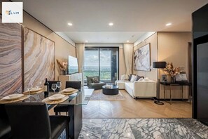 Appartement Premium, 1 chambre, balcon, vue ville | Cuisine privée