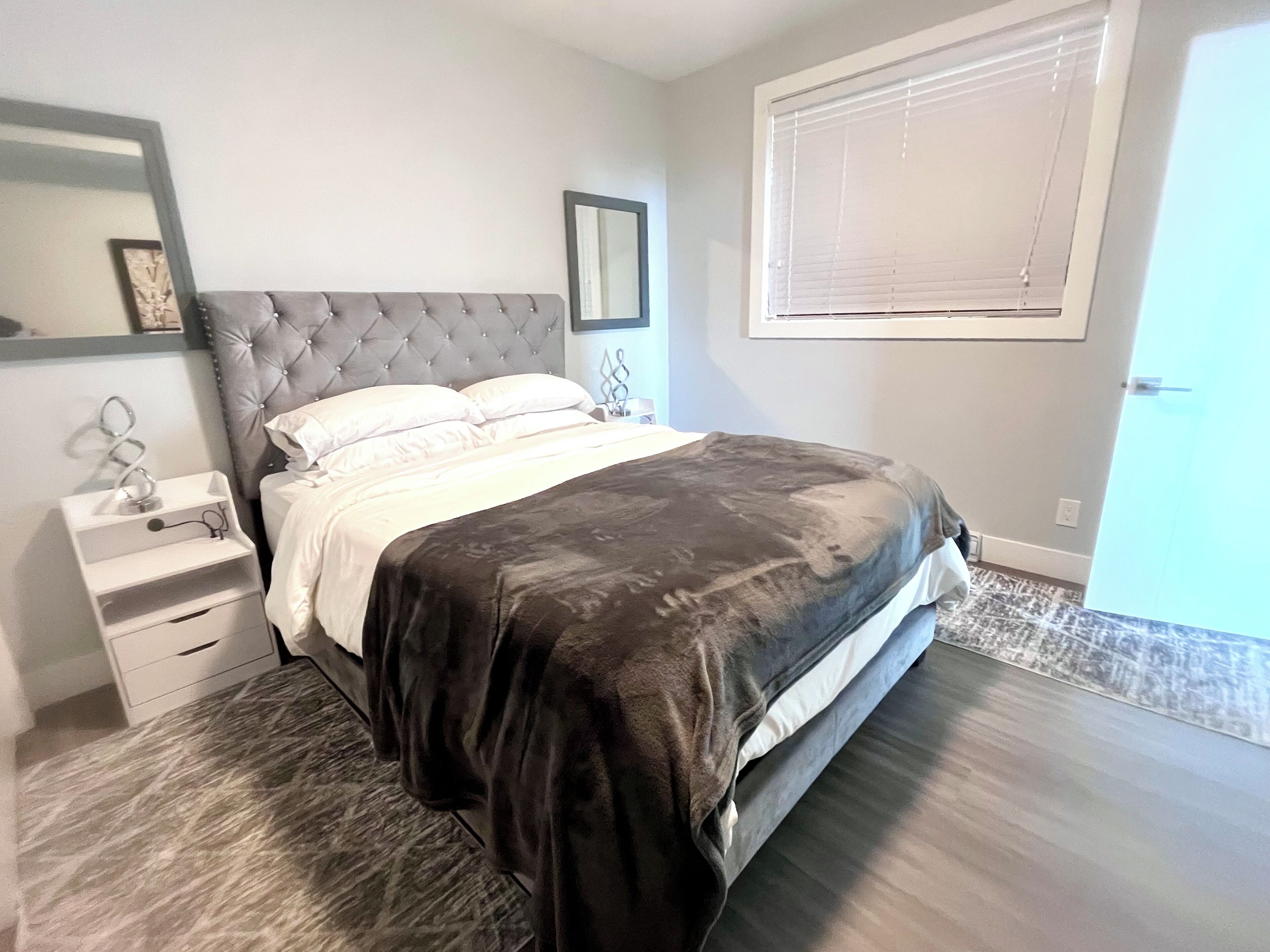 1 chambre, bureau, fer et planche à repasser, Wi-Fi