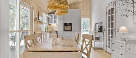 House | Dining
