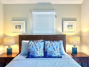 2 habitaciones, tabla de planchar con plancha y ropa de cama 