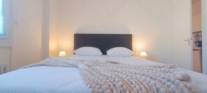 Iron/ironing board, free WiFi