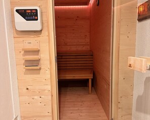 Interior - Comfortable and versatile room-perfect for relaxation, work and exchange (Winterberg)