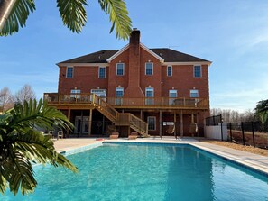 Piscine extérieure, piscine chauffée