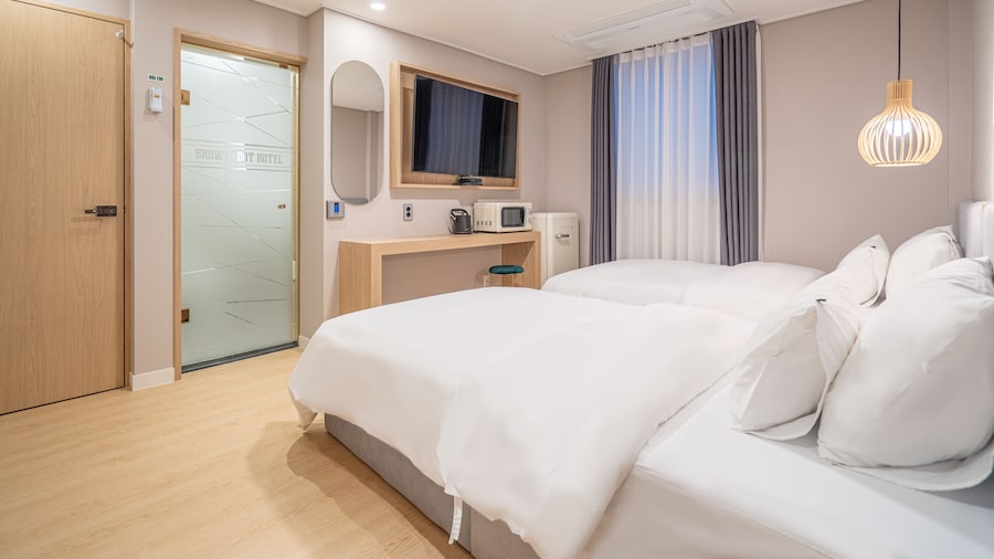 BrownDot Hotel Gimhae City Hall