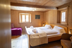 2 chambres, accès au Wi-Fi (inclus), literie fournie