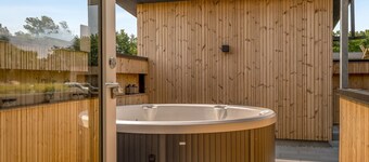 "Elevus" -  from the sea by Interhome