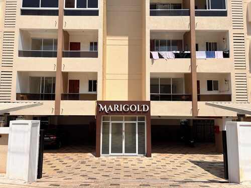 Nirvana Stay, Spacious  fully furnished 2BHK apartment in Mangalore, Full AC