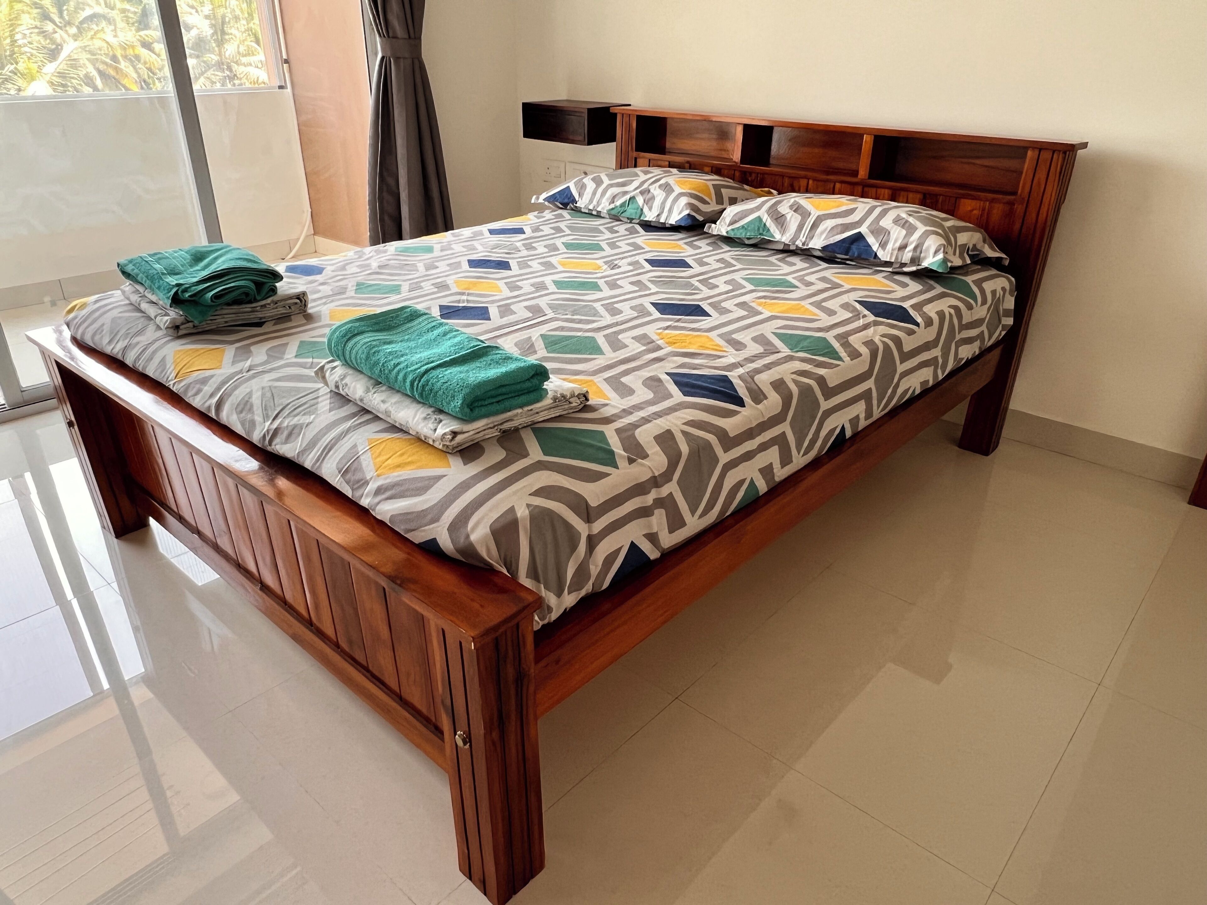 2 bedrooms, iron/ironing board, WiFi, bed sheets