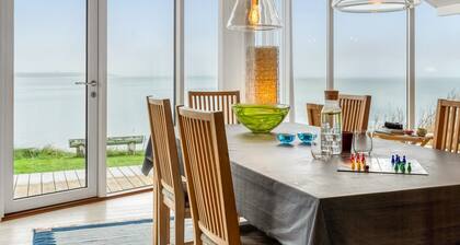 "Næwe" - 10m to the fjord by Interhome