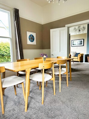 Dining - Luxury Merivale Villa (Christchurch)