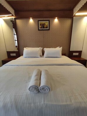 Superior-huoneisto | Egyptinpuuvillaiset lakanat, ylelliset vuodevaatteet