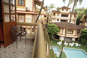 Exclusive Apartment | Balcony - VISTAR HOLIDAYS (Candolim)