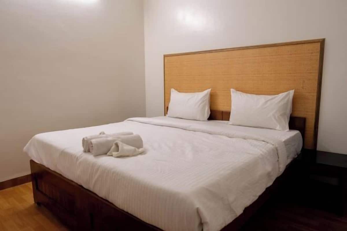 2 habitaciones, decoración personalizada y muebles diferentes