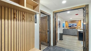 Interior - Renovated Presidential Suite•3 Fireplaces•Private Hot Tub w/Views•Resort Ameniti (Park City)