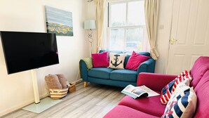 Unclassified image, 5 of 45, button - Pippin Cottage – Stylish Devon Hideaway Near Salcombe & Beaches (Salcombe)