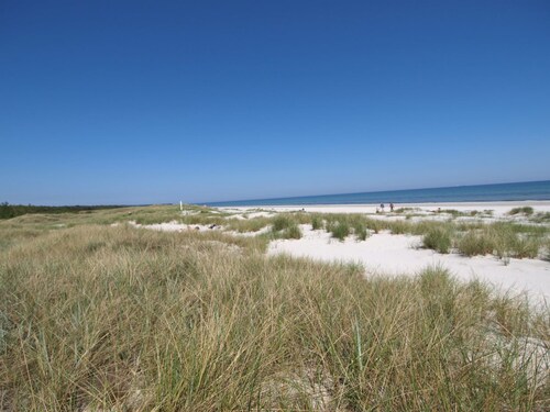 "Amaru" - 500m from the sea by Interhome