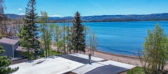 9-BR Direct Beachfront: Perfect for Large Groups!
