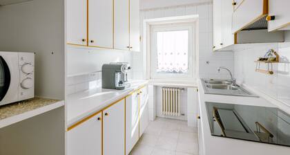 Cesa Giordi by Interhome