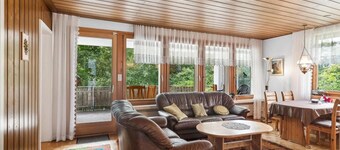 Vacation home with parking lot Pet-friendly in the ski area